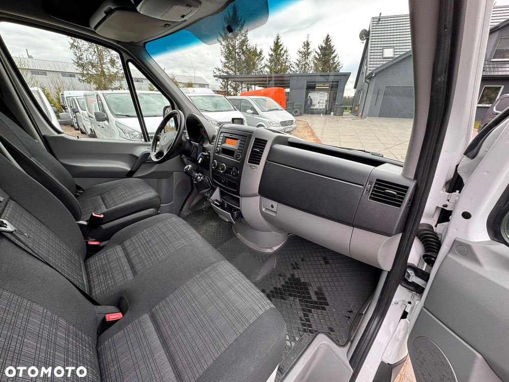 Mercedes-Benz SPRINTER SREDNIAK KLIMATYZACA - 16