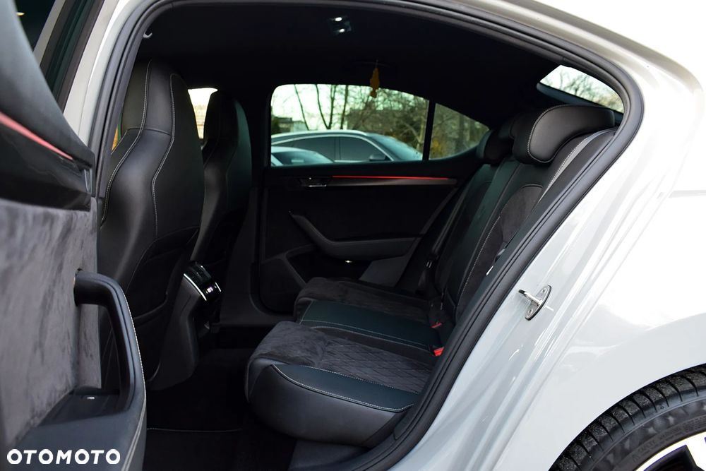 Skoda Superb 2.0 TSI 4x4 Sportline DSG - 7