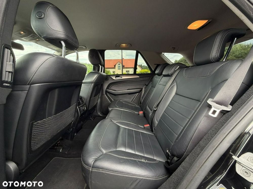 Mercedes-Benz ML - 17