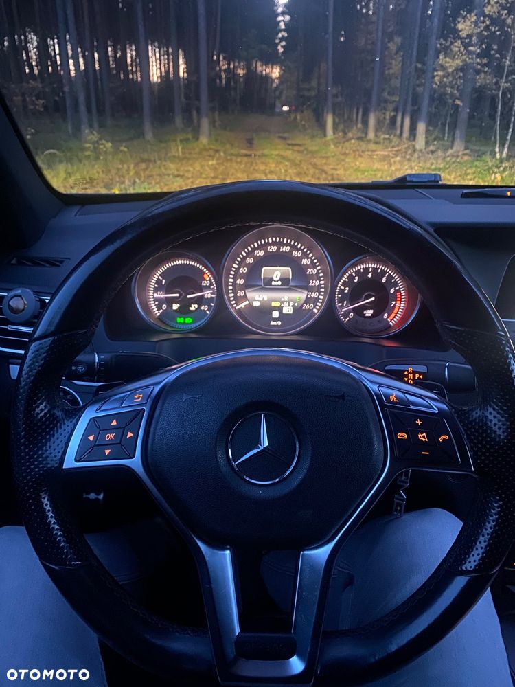 Mercedes-Benz Klasa E - 7