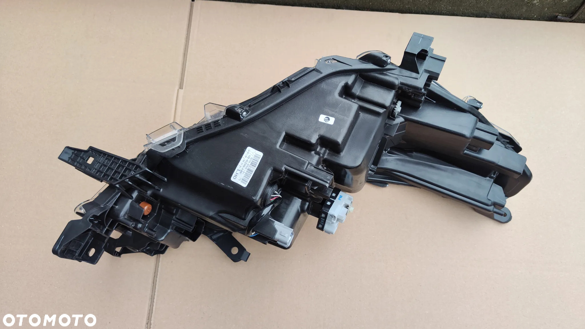 Toyota Hilux VIII Lift 20- Invincible i GR Sport Lampa Przód Lewa Full LED - 9