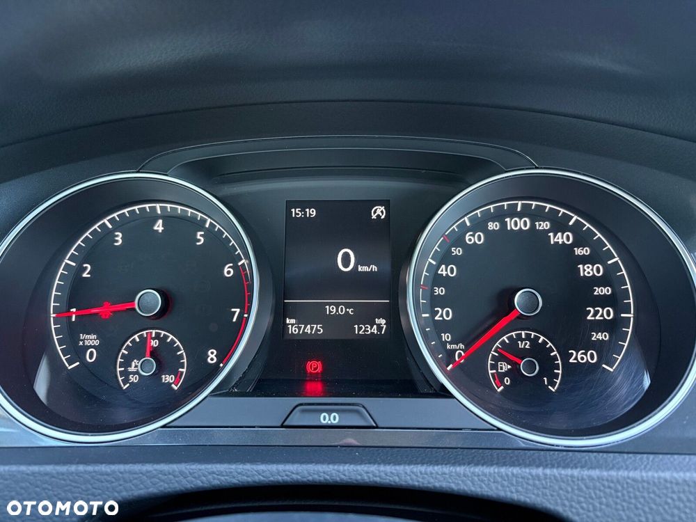 Volkswagen Golf - 20