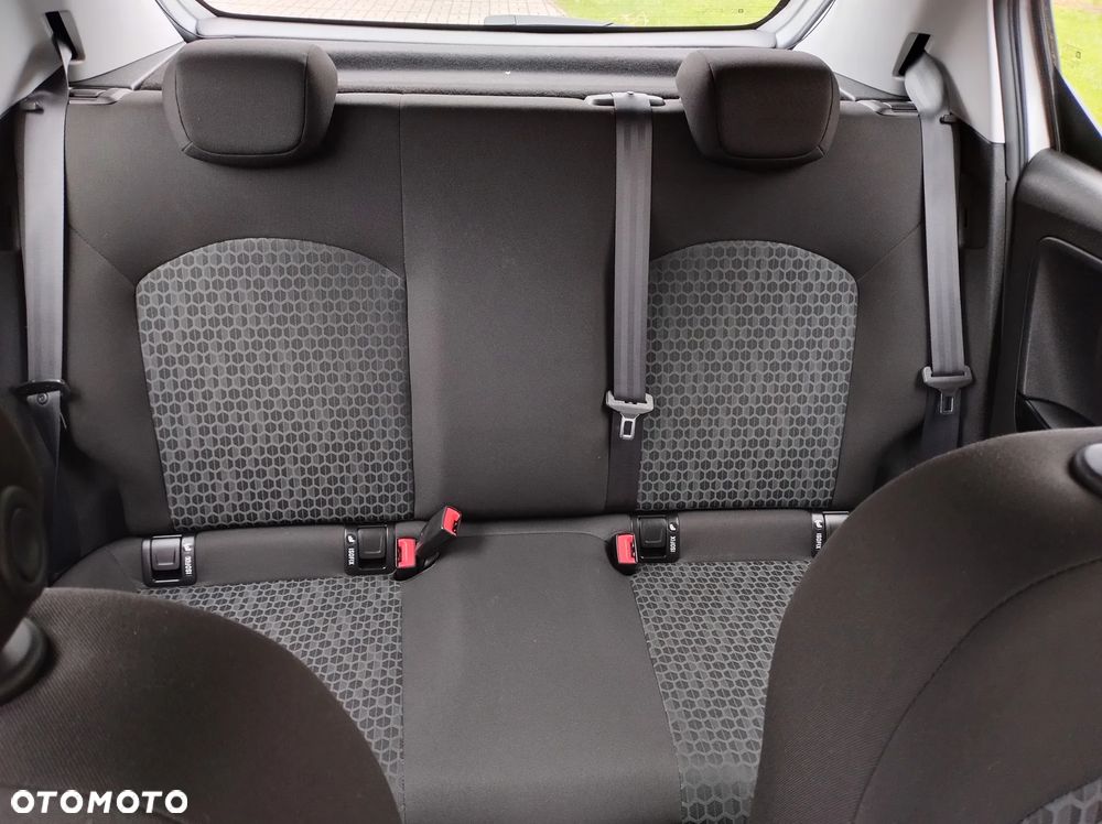 Opel Corsa 1.4 Innovation - 33