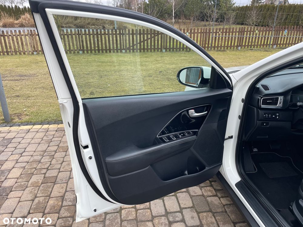 Kia Niro - 37