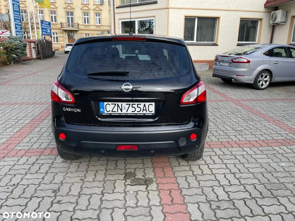 Nissan Qashqai - 2