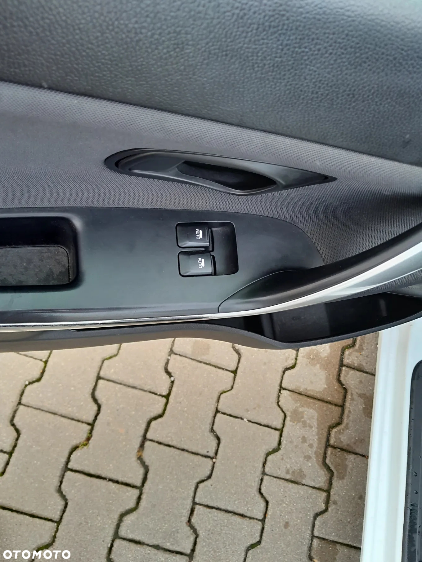Kia Ceed - 11