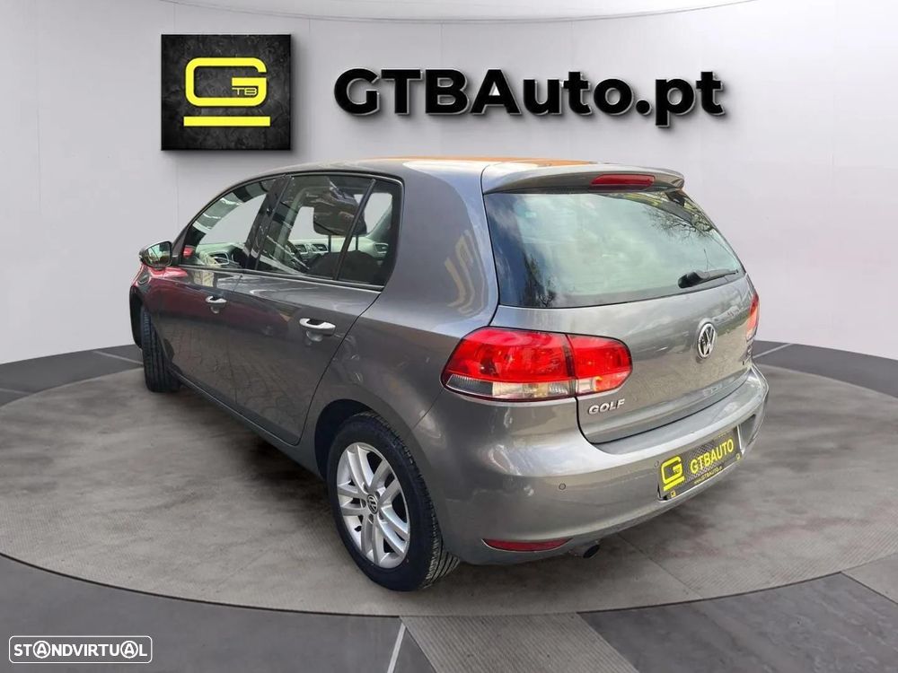 VW Golf 1.6 TDi Confortline - 8