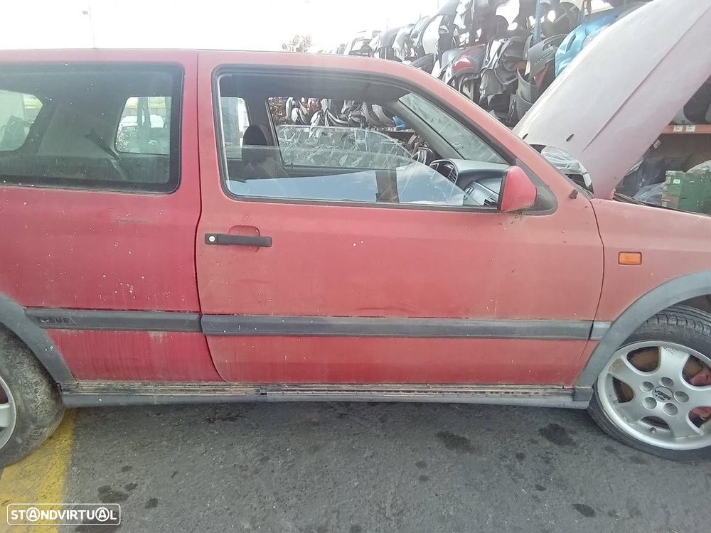 PORTA FRONTAL DIREITA VOLKSWAGEN GOLF III 1992 - - 4