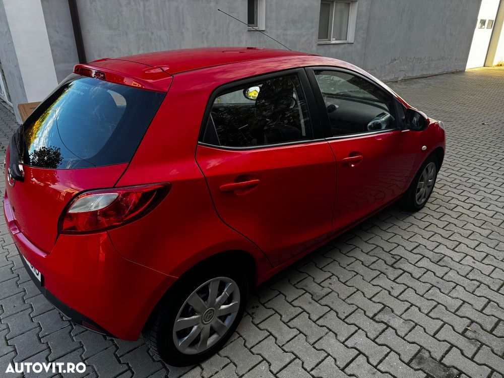 Mazda 2 - 3