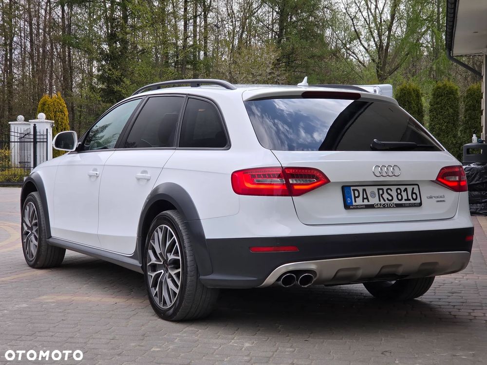 Audi A4 Allroad 2.0 TDI DPF S tronic - 11