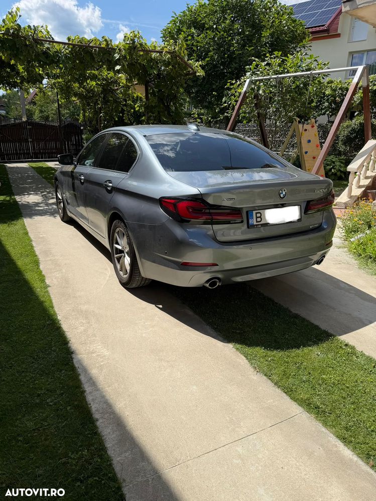 BMW Seria 5 520d xDrive Aut. - 3