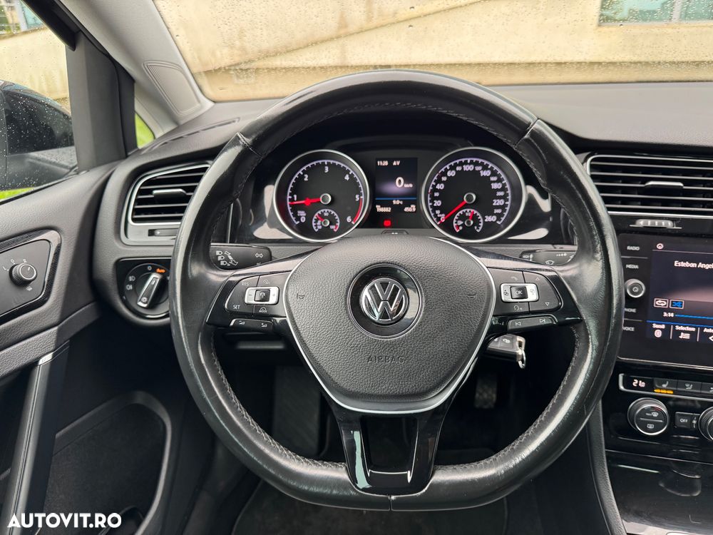 Volkswagen Golf 2.0 TDI Highline - 17