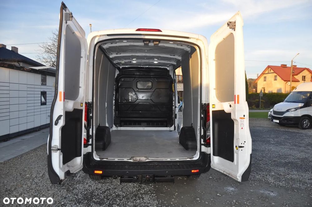 Ford Transit - 30