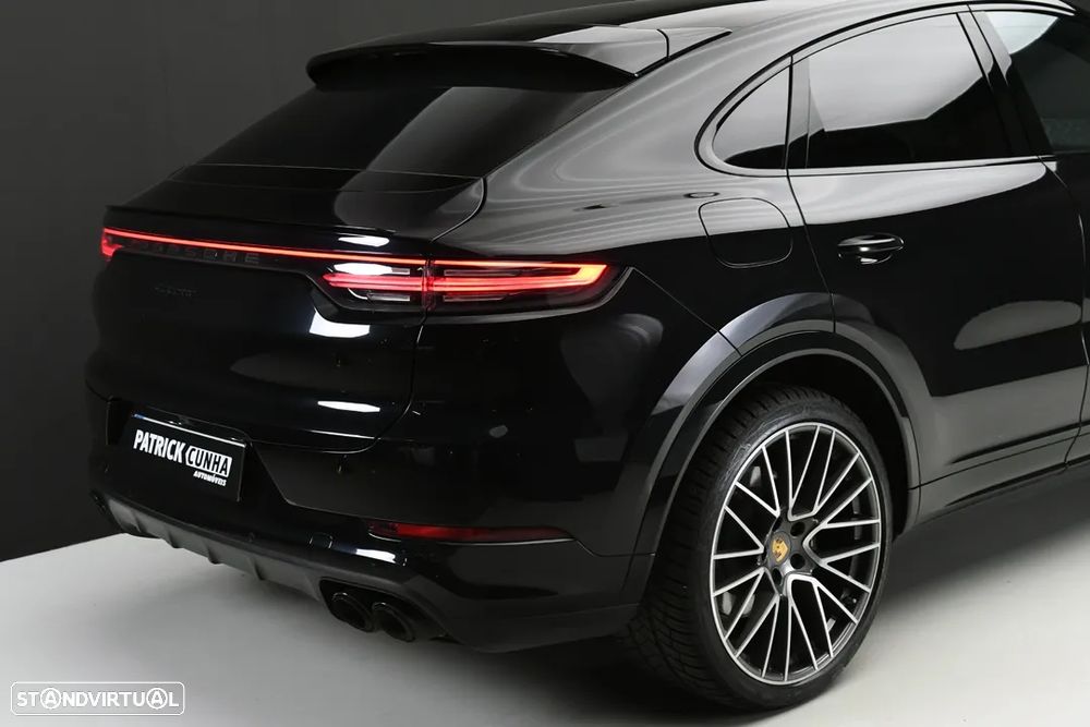 Porsche Cayenne Coupé E-Hybrid - 6