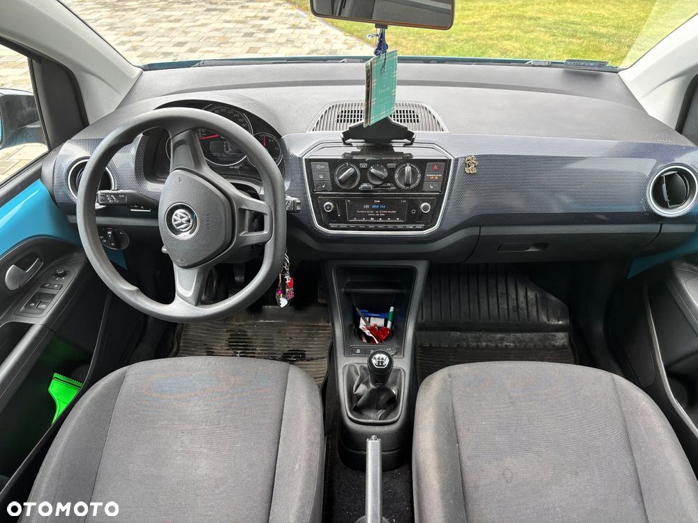Volkswagen up! R-Line - 17