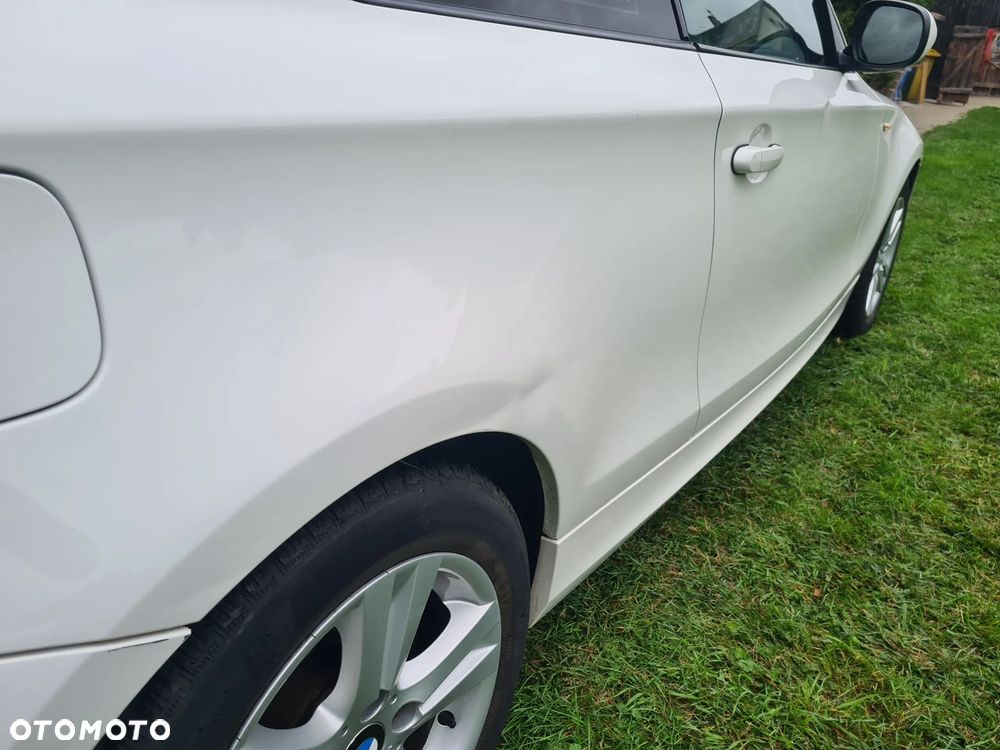 BMW Seria 1 120i - 33