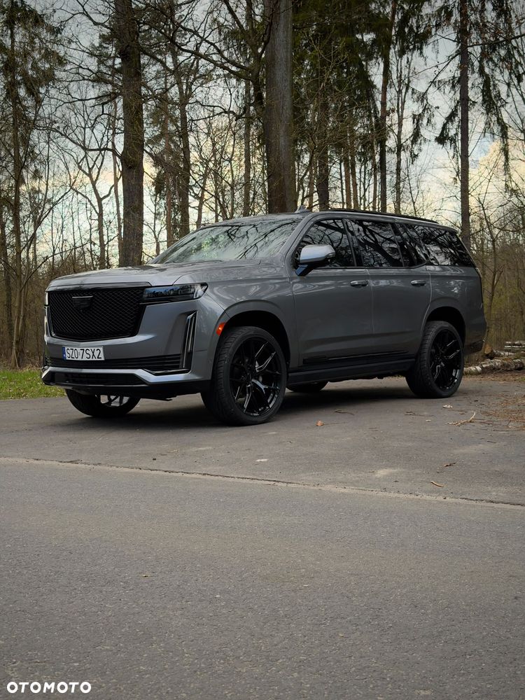 Cadillac Escalade - 8