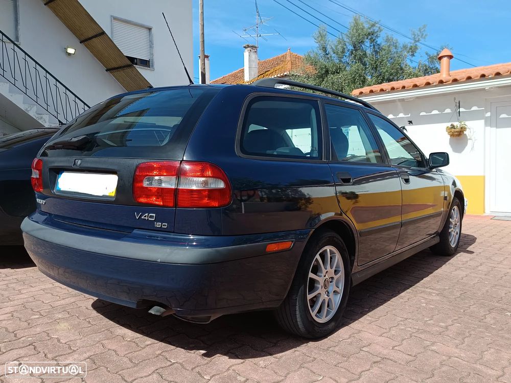 Volvo V40 Cross Country - 6