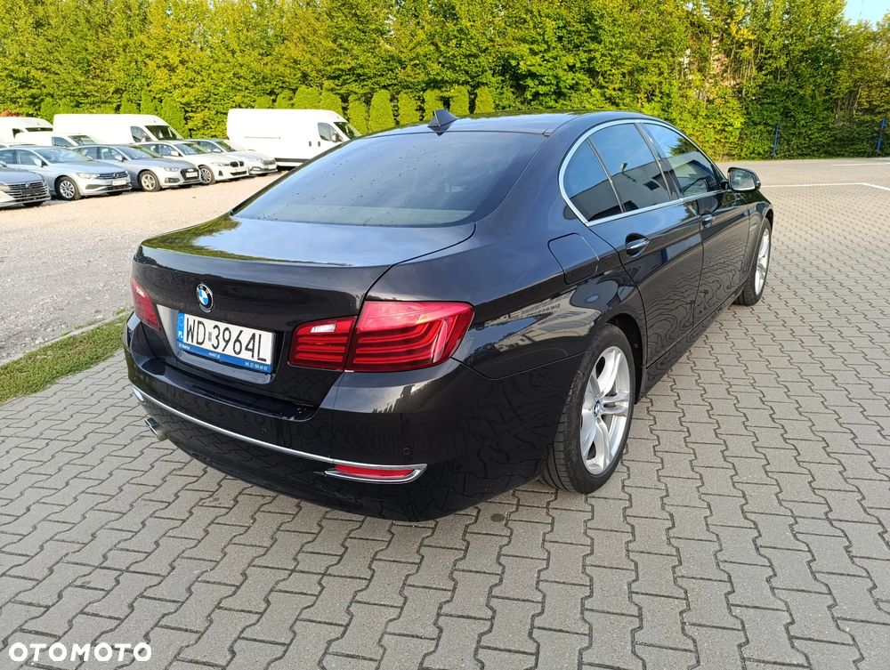 BMW Seria 5 530d Luxury Line - 8