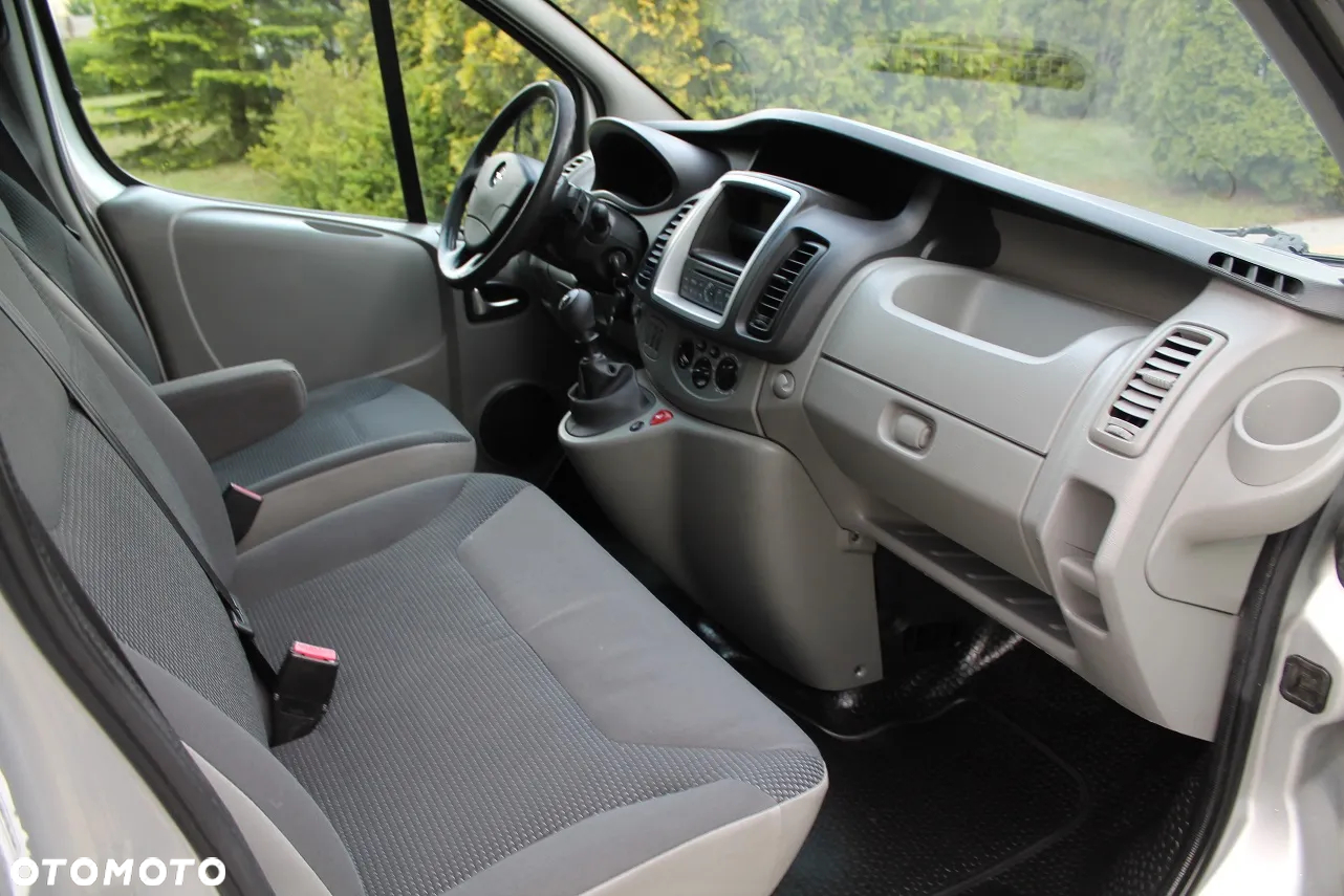 Opel VIVARO - 16