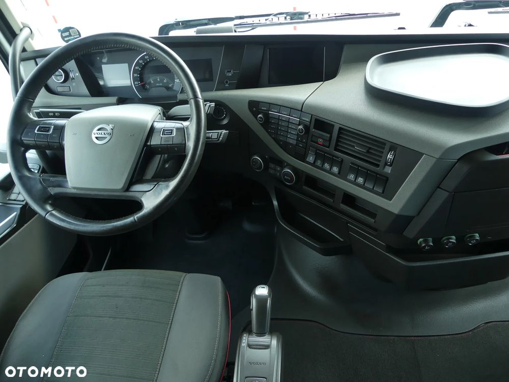 Volvo FH4 500 / EURO 6 / AUTOMAT / LOW DECK  / XXL / - 26