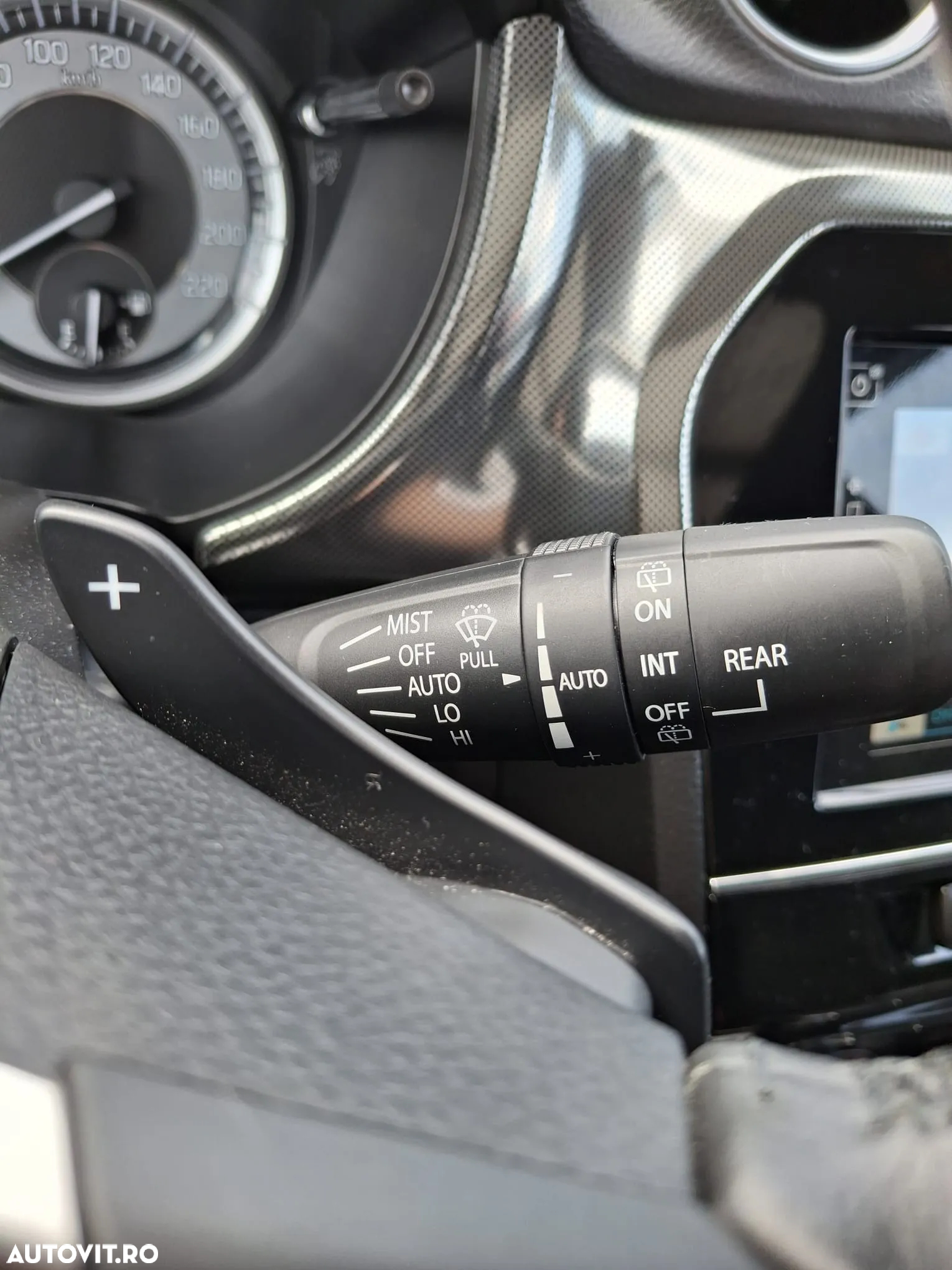 Suzuki Vitara 1.5 HEV Luxus - 21