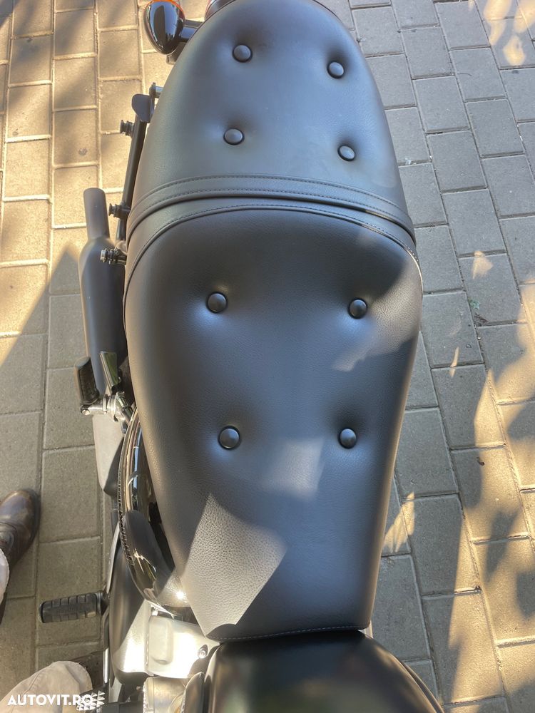 Triumph Bonneville T120 Black - 7