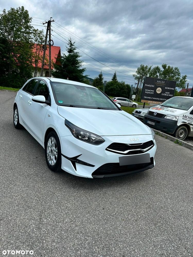 Kia Ceed 1.5 T-GDI Business Line Plus DCT - 1