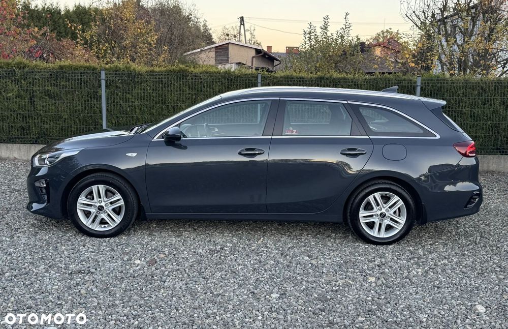 Kia Ceed 1.6 CRDi mHEV M - 5