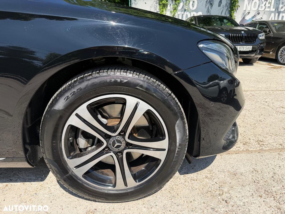 Mercedes-Benz E 220 d 4MATIC Aut. - 19