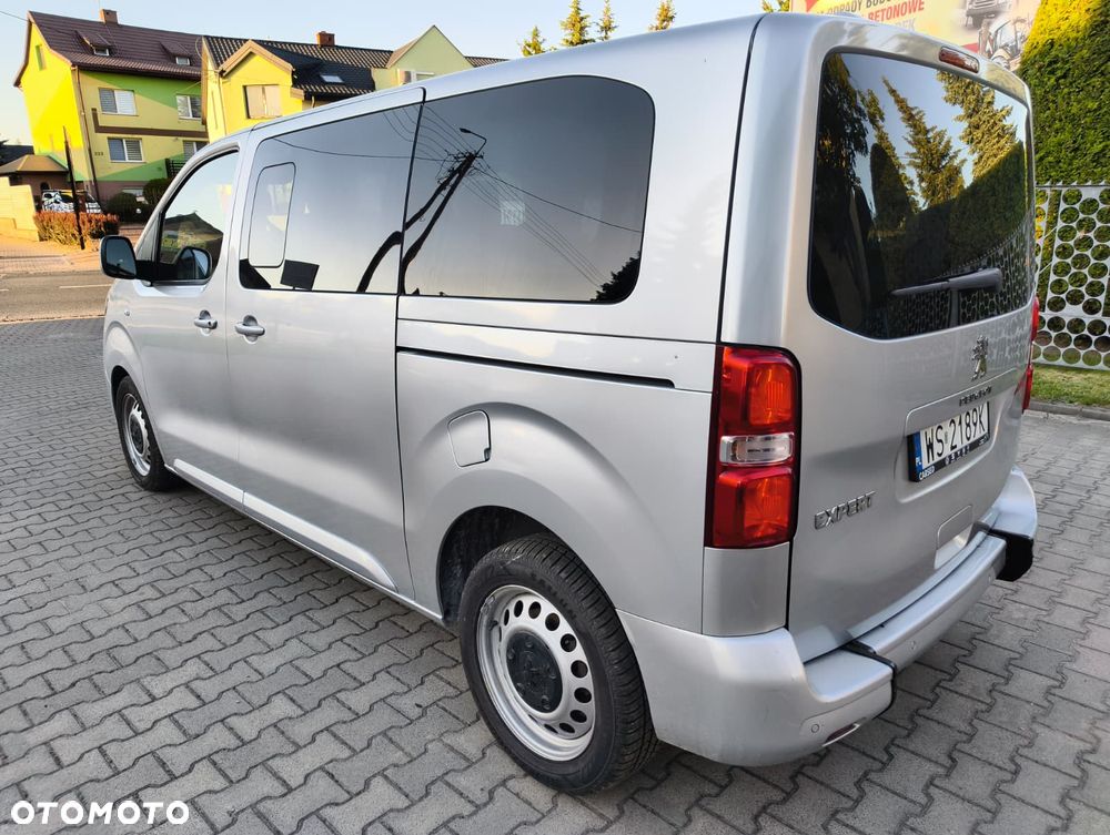 Peugeot Traveller L1 2.0 EAT6 Business - 5