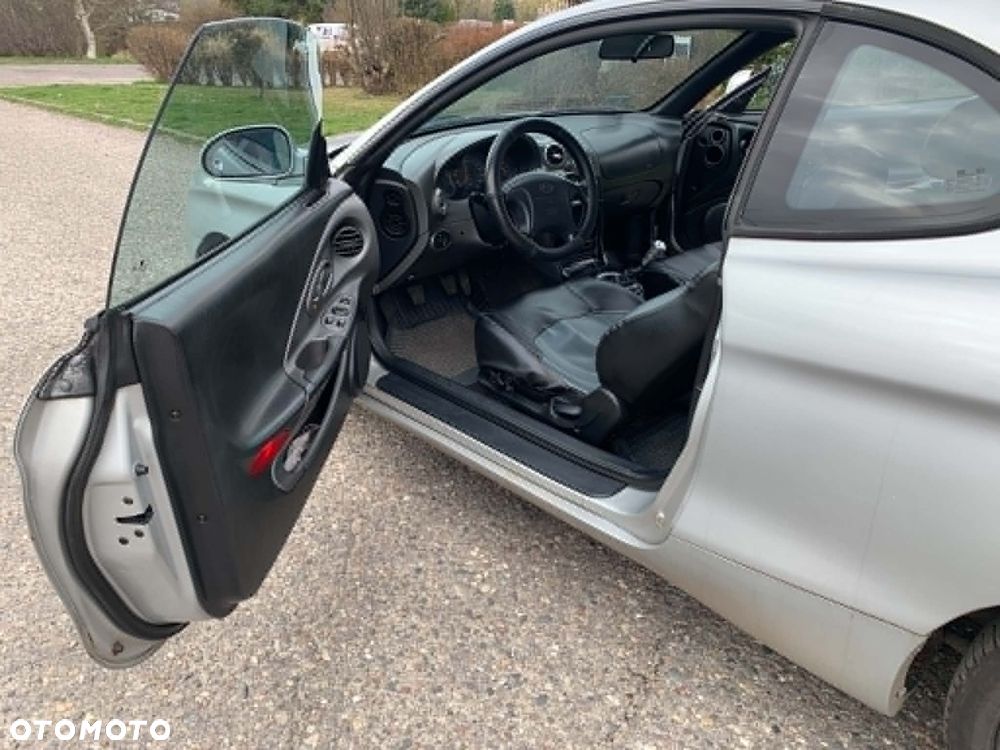 Hyundai Coupe 1.6 - 10