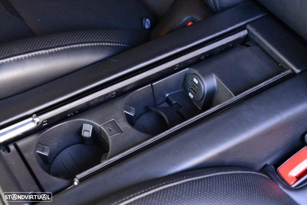 Porsche Panamera 4 S - 45
