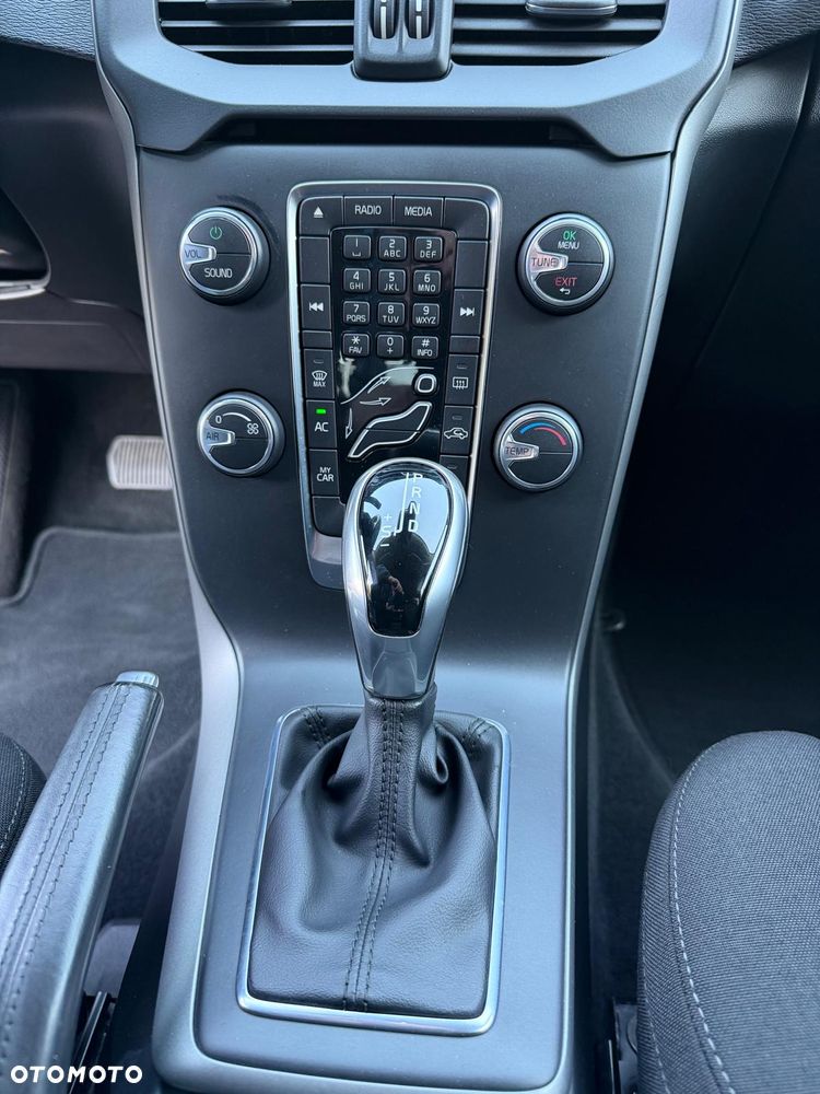 Volvo V40 D3 Geartronic - 21