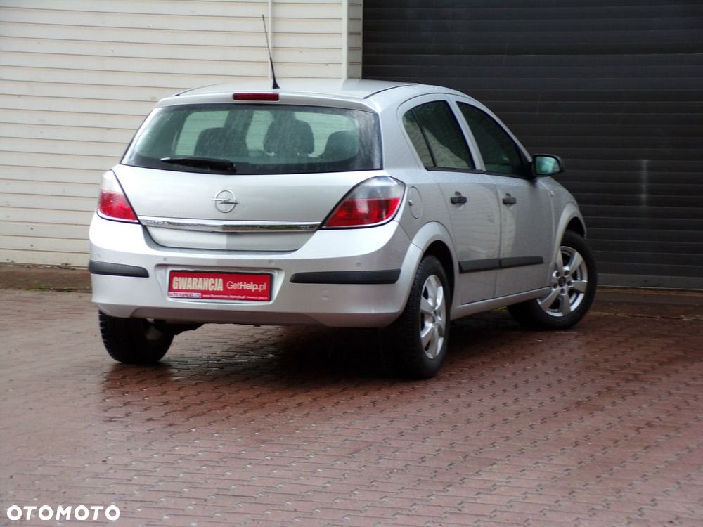 Opel Astra - 11