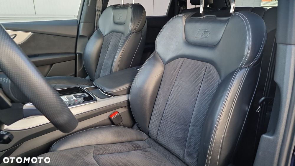 Audi SQ7 - 11