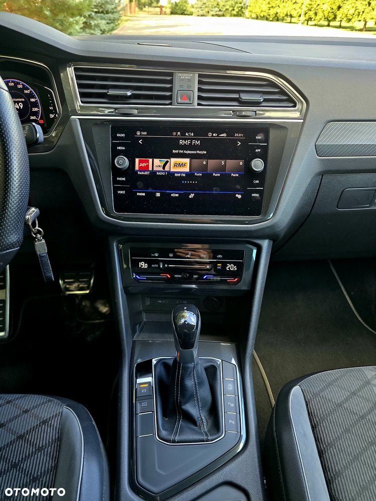 Volkswagen Tiguan 2.0 TDI SCR DSG R-Line - 24