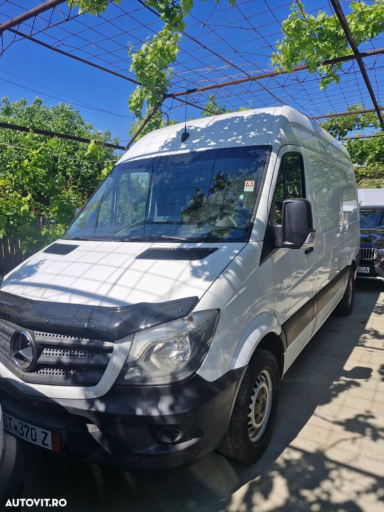 Mercedes-Benz Sprinter - 1