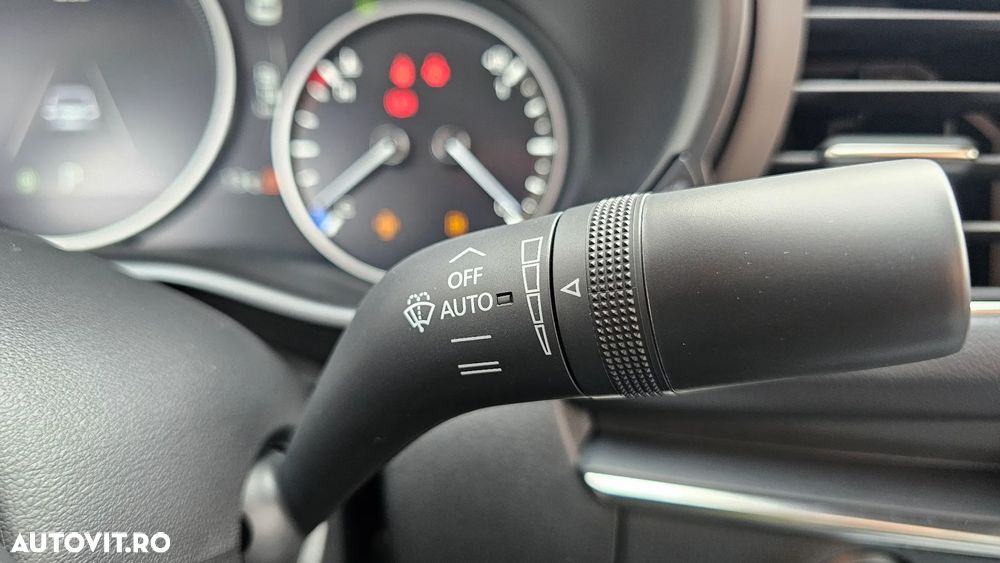 Mazda 3 e-SKYACTIV-X 186 M HYBRID Aut. CENTRE-LINE - 22