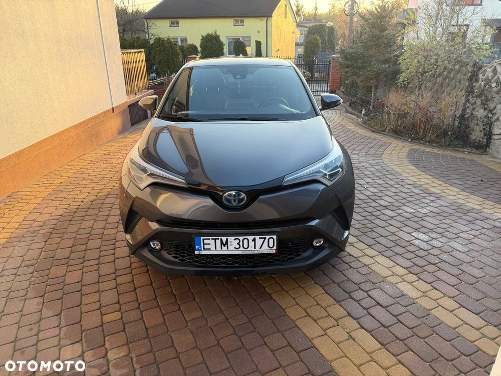 Toyota C-HR 1.8 Hybrid Prestige - 2