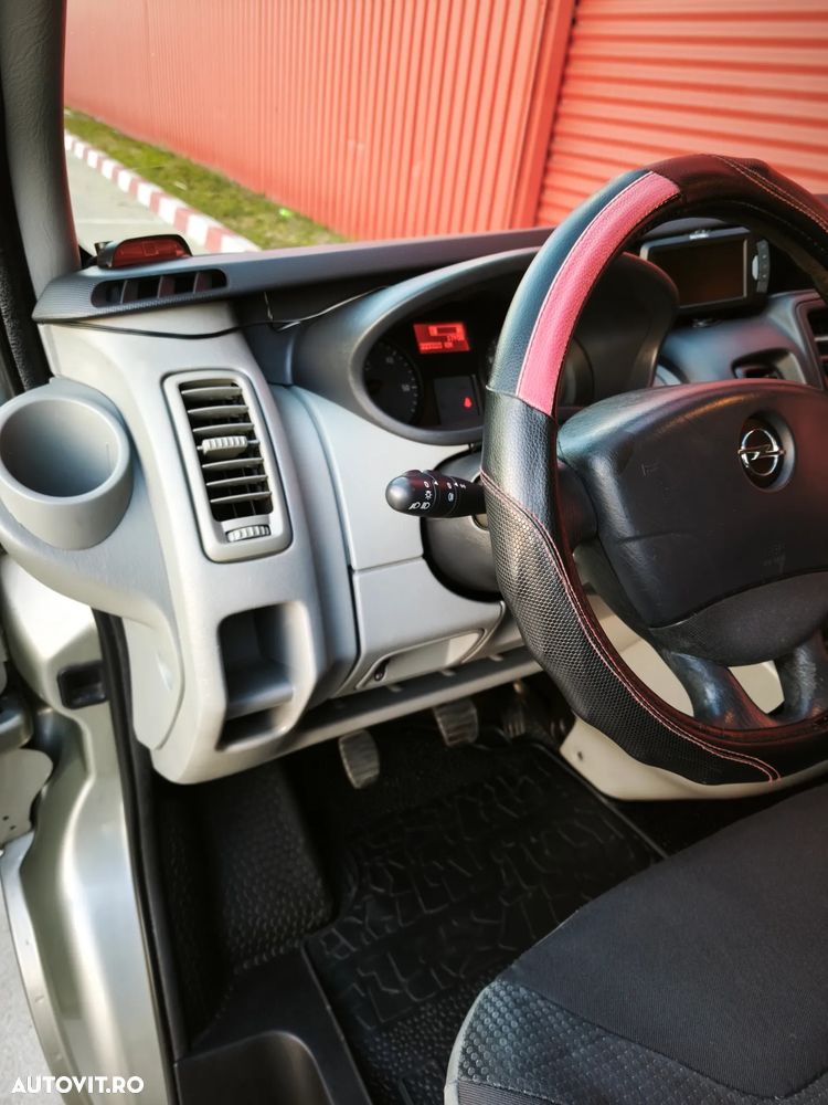 Opel Vivaro L1H1 DPF - 12