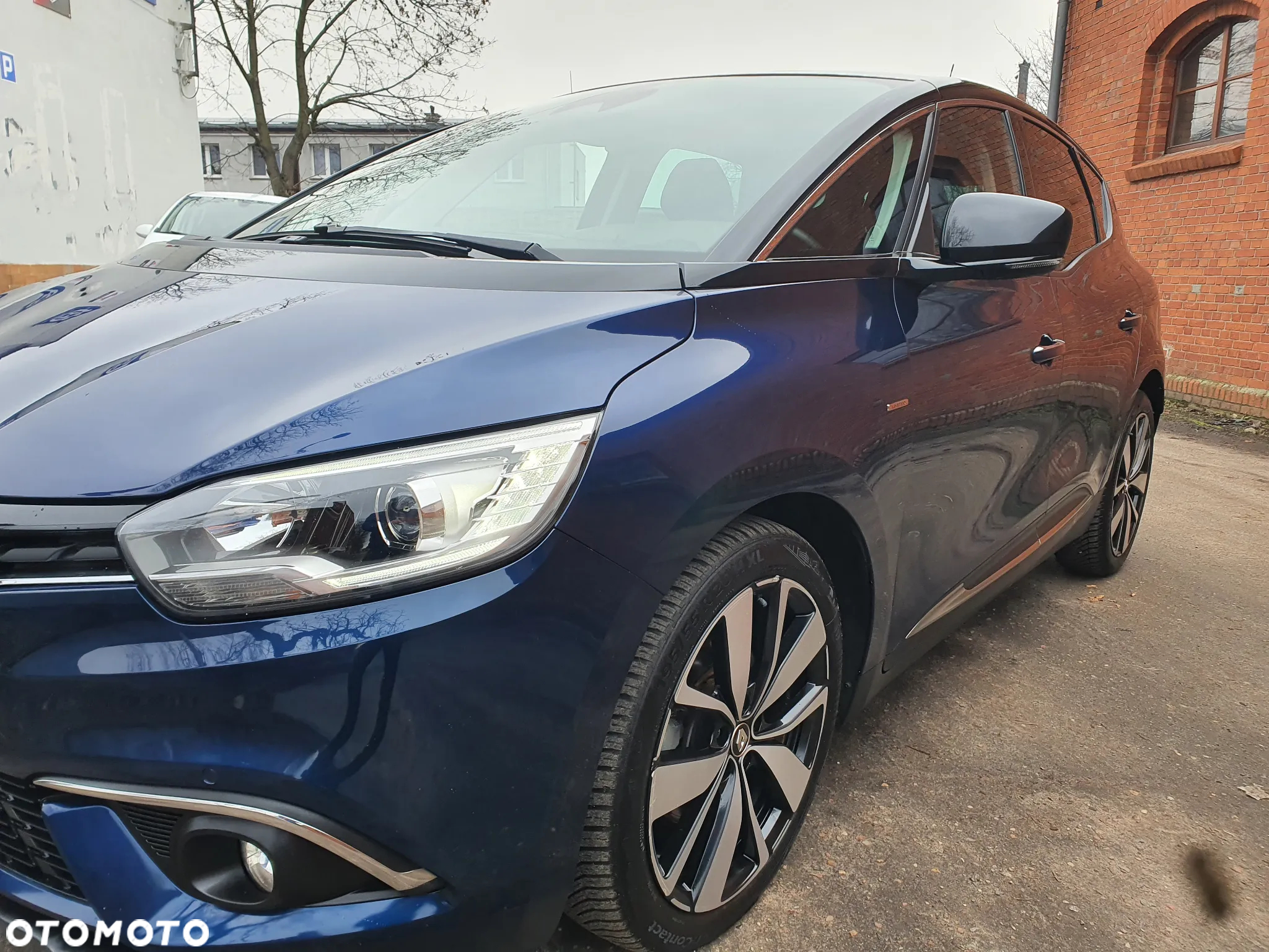 Renault Scenic TCe 140 GPF EDC LIMITED - 8