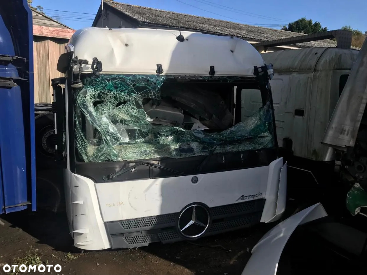 MASKA,GRILL,ATRAPA - MERCEDES ACTROS MP4- CZĘŚCI - 5