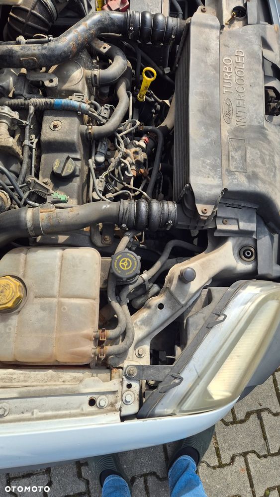 Ford Transit Connect - 12