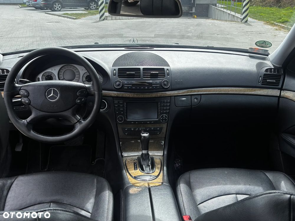 Mercedes-Benz Klasa E 320 CDI 7G-TRONIC Avantgarde BusinessEDITION - 19
