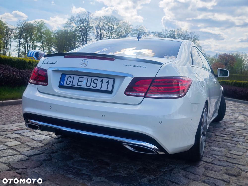 Mercedes-Benz Klasa E 250 7G-TRONIC - 23