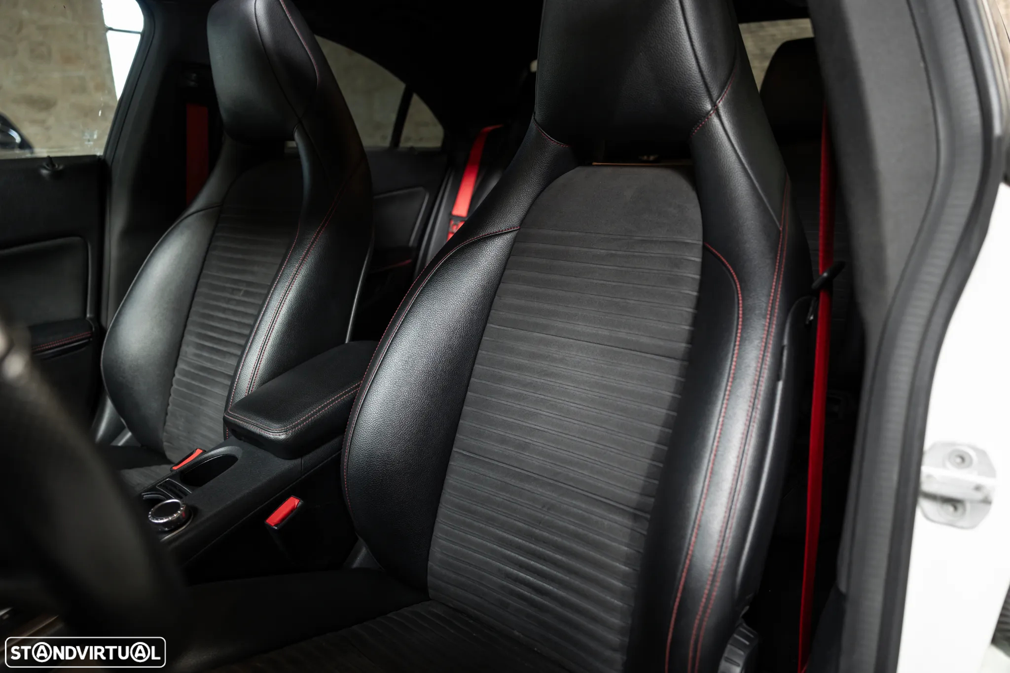 Mercedes-Benz CLA 45 AMG - 17