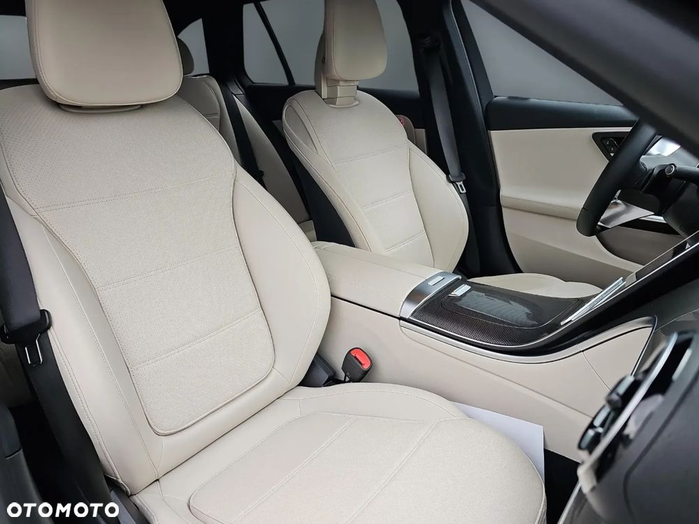 Mercedes-Benz GLC 200 4-Matic - 8