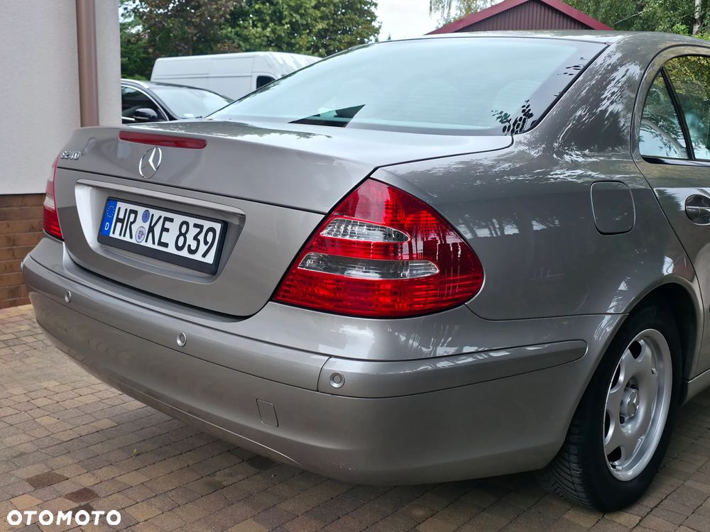 Mercedes-Benz Klasa E - 37