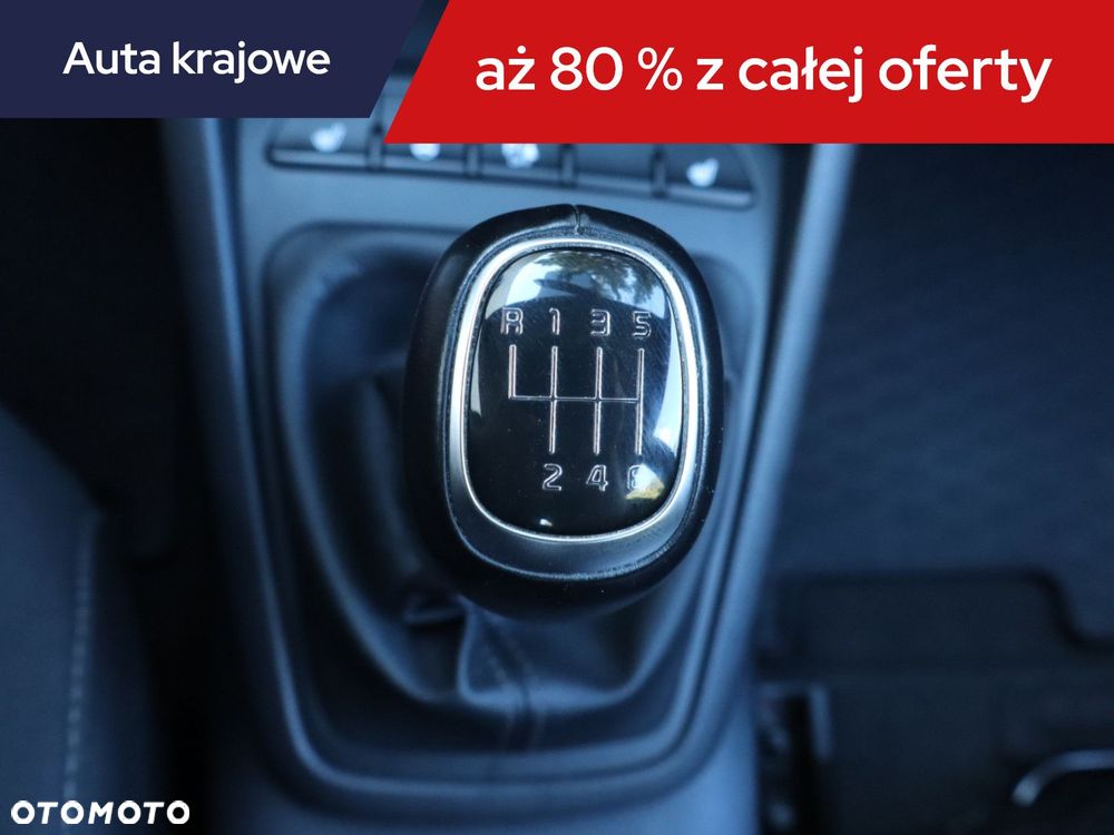 Kia Rio - 16